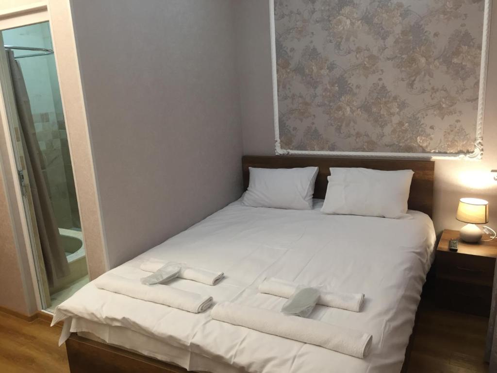 HOTEL COMFORT room 1